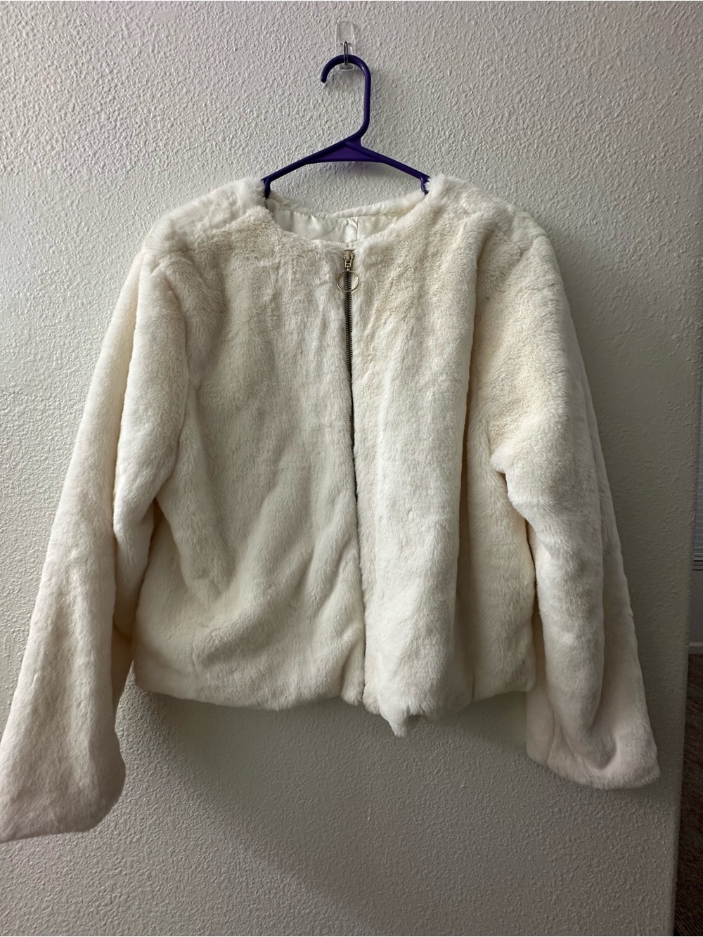 Cream Faux Fur Zip-Front Women's Jacket